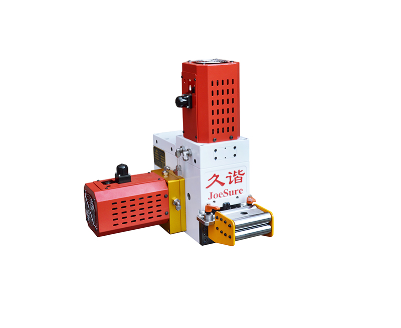 高速NC伺服送料機（jī）RF-100/RF-100S